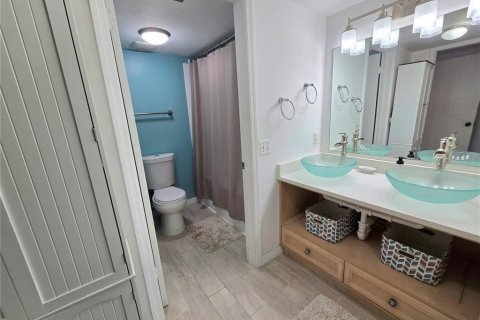 Condominio en alquiler en Bradenton, Florida, 2 dormitorios, 106.47 m2 № 1812501 - foto 18