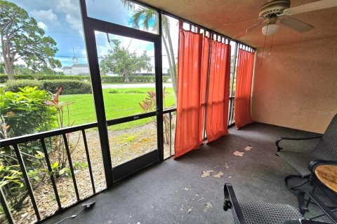 Condominio en alquiler en Bradenton, Florida, 2 dormitorios, 106.47 m2 № 1812501 - foto 23