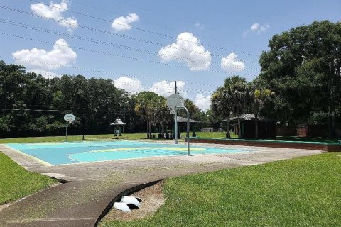 House in Winter Springs, Florida 3 bedrooms, 107.86 sq.m. № 2214007 - photo 30