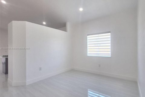 House in Homestead, Florida 4 bedrooms, 148.46 sq.m. № 1823850 - photo 17