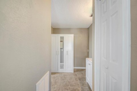 House in Hernando Beach, Florida 2 bedrooms, 103.86 sq.m. № 1913322 - photo 25