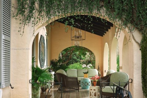 Купить виллу или дом в Майами, Флорида 6 спален, 582.31м2, № 1986499 - фото 13