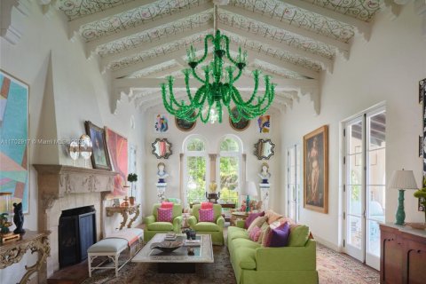 Купить виллу или дом в Майами, Флорида 6 спален, 582.31м2, № 1986499 - фото 3