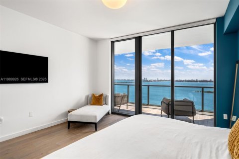 Copropriété à vendre à Miami, Floride: 3 chambres, 254.83 m2 № 2063041 - photo 9