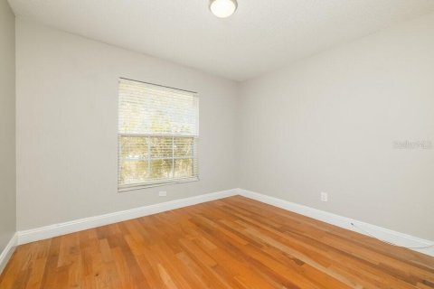 Casa en alquiler en Brandon, Florida, 3 dormitorios, 113.71 m2 № 2157275 - foto 12