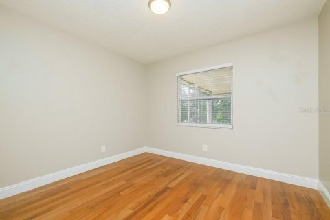 Casa en alquiler en Brandon, Florida, 3 dormitorios, 113.71 m2 № 2157275 - foto 14