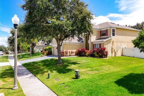 House in Clermont, Florida 5 bedrooms, 255.67 sq.m. № 1902601 - photo 8