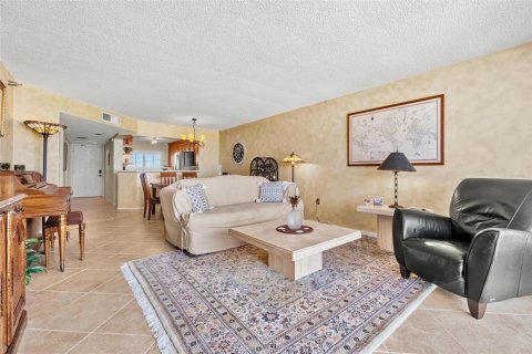 Condominio en venta en Clearwater, Florida, 2 dormitorios, 136.01 m2 № 1781398 - foto 7