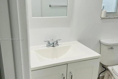 Immobilier commercial à vendre à Lake Worth, Floride: 230.77 m2 № 1999029 - photo 20