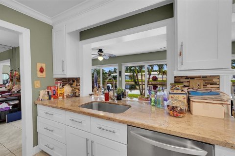 Villa ou maison à vendre à Tamarac, Floride: 2 chambres, 122.45 m2 № 2261613 - photo 8