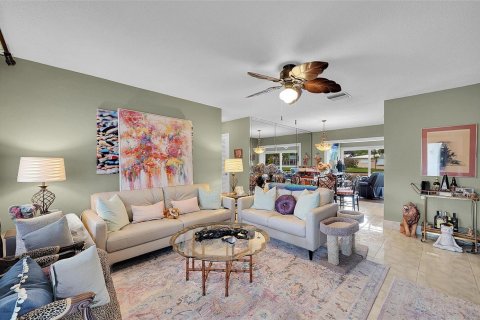 Villa ou maison à vendre à Tamarac, Floride: 2 chambres, 122.45 m2 № 2261613 - photo 4