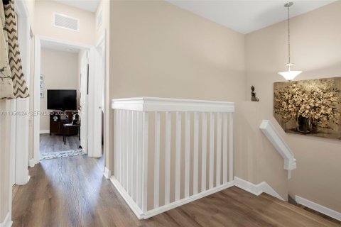 Купить таунхаус в Майами, Флорида 5 спален, 214.79м2, № 2009532 - фото 17