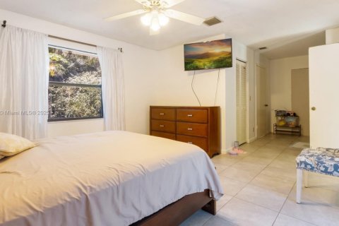 Casa en venta en Loxahatchee Groves, Florida, 3 dormitorios, 172.24 m2 № 1685911 - foto 16