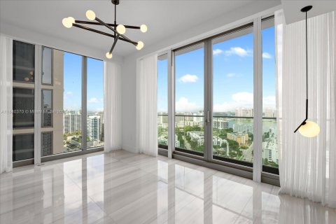 Condo in Sunny Isles Beach, Florida, 4 bedrooms  № 1830185 - photo 26