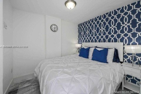 Condo in Miami Beach, Florida, 1 bedroom  № 2145941 - photo 8