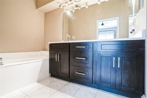 Copropriété à vendre à Orlando, Floride: 3 chambres, 133.78 m2 № 1554983 - photo 18