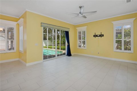 House in Lake Mary, Florida 4 bedrooms, 240.06 sq.m. № 1846454 - photo 17
