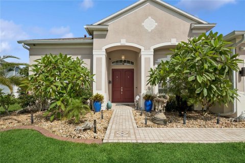 House in Lake Mary, Florida 4 bedrooms, 240.06 sq.m. № 1846454 - photo 2