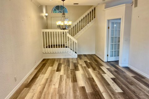 House in Coconut Creek, Florida 4 bedrooms, 192.12 sq.m. № 2321828 - photo 2