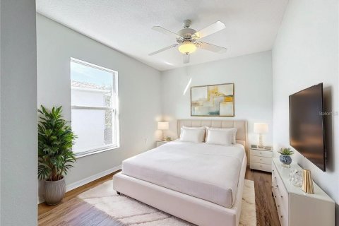 House in Kissimmee, Florida 6 bedrooms, 283.63 sq.m. № 1630054 - photo 9