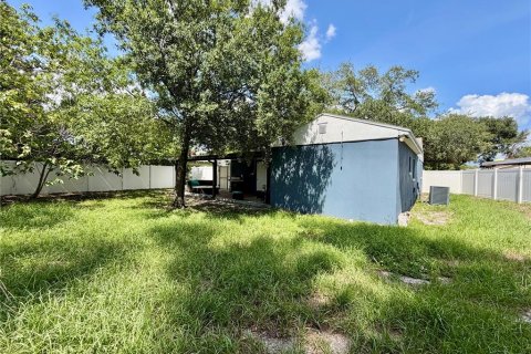 House in Tampa, Florida 3 bedrooms, 130.43 sq.m. № 2230846 - photo 20