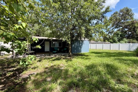 House in Tampa, Florida 3 bedrooms, 130.43 sq.m. № 2230846 - photo 19