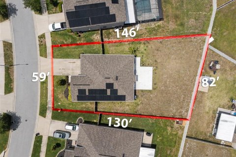 House in New Port Richey, Florida 3 bedrooms, 145.02 sq.m. № 2221936 - photo 2