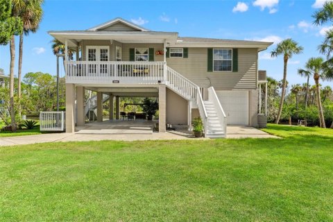 Villa ou maison à Weeki Wachee, Floride 2 chambres, 107.77 m2 № 2310452