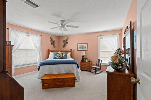 Villa ou maison à vendre à Weeki Wachee, Floride: 2 chambres, 107.77 m2 № 2310452 - photo 14