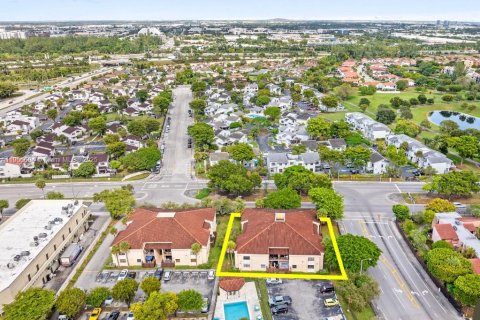 Condo in Miami, Florida, 2 bedrooms  № 1964227 - photo 21