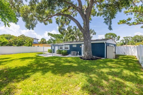 House in Tampa, Florida 3 bedrooms, 85.93 sq.m. № 1835887 - photo 23