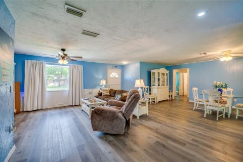 Villa ou maison à vendre à Daytona Beach, Floride: 3 chambres, 131.55 m2 № 2354828 - photo 3