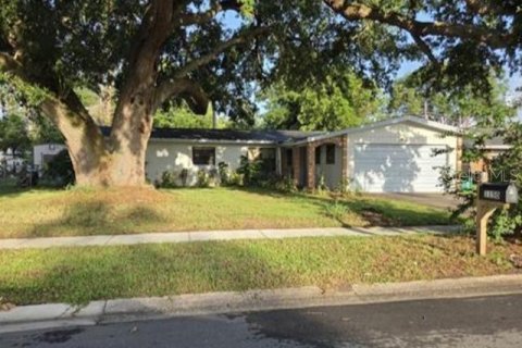 House in Titusville, Florida 4 bedrooms, 115.2 sq.m. № 2286986