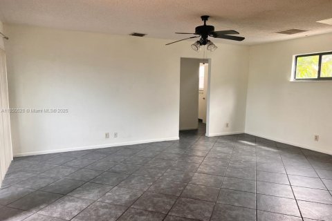 Copropriété à louer à Boynton Beach, Floride: 2 chambres, 80.27 m2 № 2000182 - photo 17