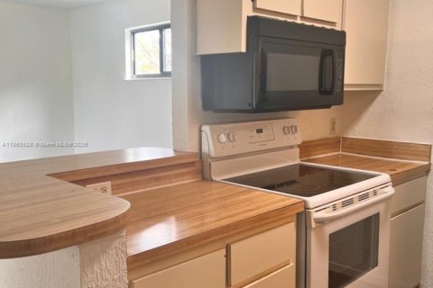 Copropriété à louer à Boynton Beach, Floride: 2 chambres, 80.27 m2 № 2000182 - photo 10