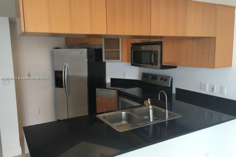 Copropriété à louer à Miami, Floride: 2 chambres, 97.36 m2 № 1981660 - photo 6