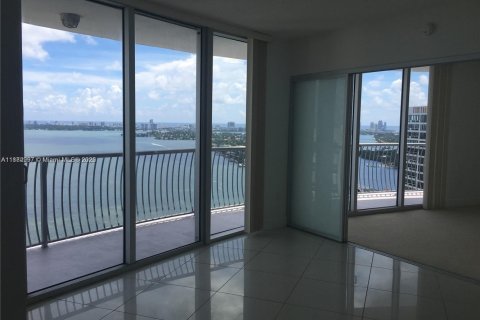 Copropriété à louer à Miami, Floride: 2 chambres, 97.36 m2 № 1981660 - photo 5