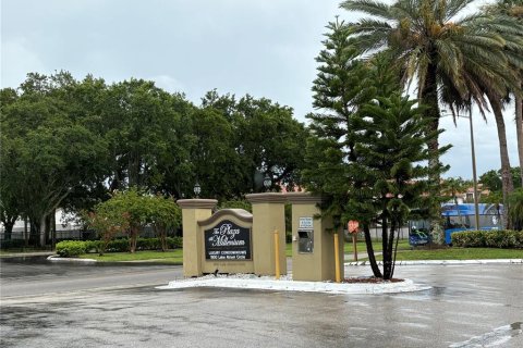 Condominio en alquiler en Orlando, Florida, 1 dormitorio, 48.87 m2 № 1853486 - foto 1