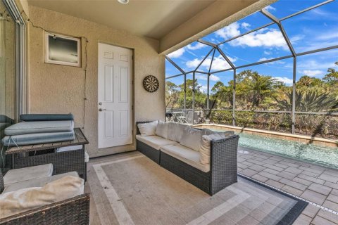 House in Venice, Florida 4 bedrooms, 225.01 sq.m. № 2239638 - photo 4