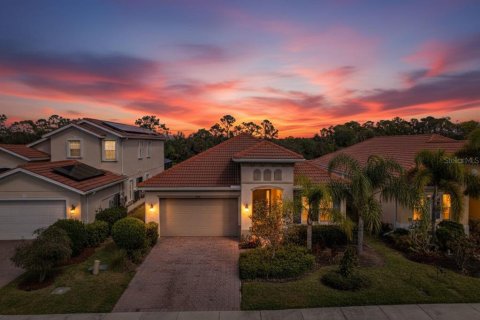 House in Venice, Florida 4 bedrooms, 225.01 sq.m. № 2239638 - photo 7
