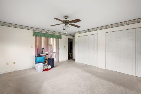 House in Lady Lake, Florida 4 bedrooms, 188.96 sq.m. № 1405297 - photo 13