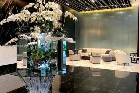 Condo in Miami, Florida  № 2068816 - photo 19