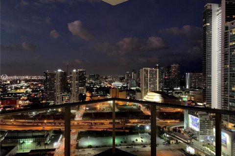 Condo in Miami, Florida  № 2068816 - photo 3