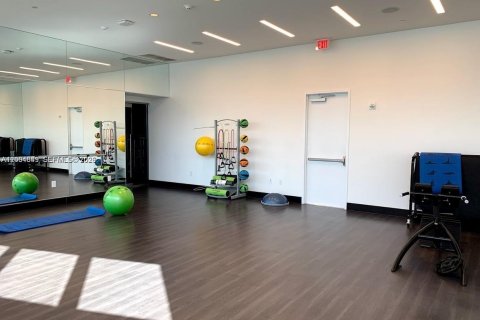 Condo in Miami, Florida  № 2068816 - photo 29