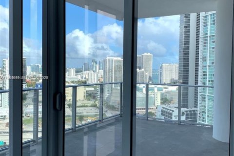 Condo in Miami, Florida  № 2068816 - photo 8