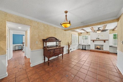 House in Brandon, Florida 4 bedrooms, 211.63 sq.m. № 2312349 - photo 12