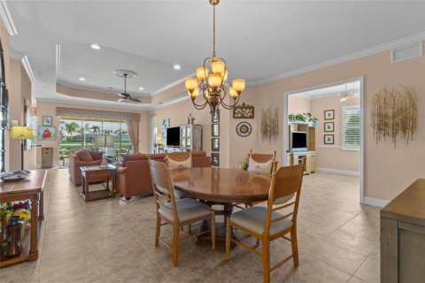 Villa ou maison à vendre à Venice, Floride: 3 chambres, 230.4 m2 № 2354366 - photo 5