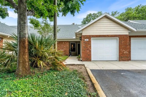 Copropriété à vendre à Newberry, Floride: 2 chambres, 120.12 m2 № 1747413 - photo 1