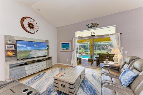 House in Rotonda, Florida 3 bedrooms, 155.61 sq.m. № 1899010 - photo 16