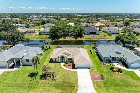 House in Rotonda, Florida 3 bedrooms, 155.61 sq.m. № 1899010 - photo 3